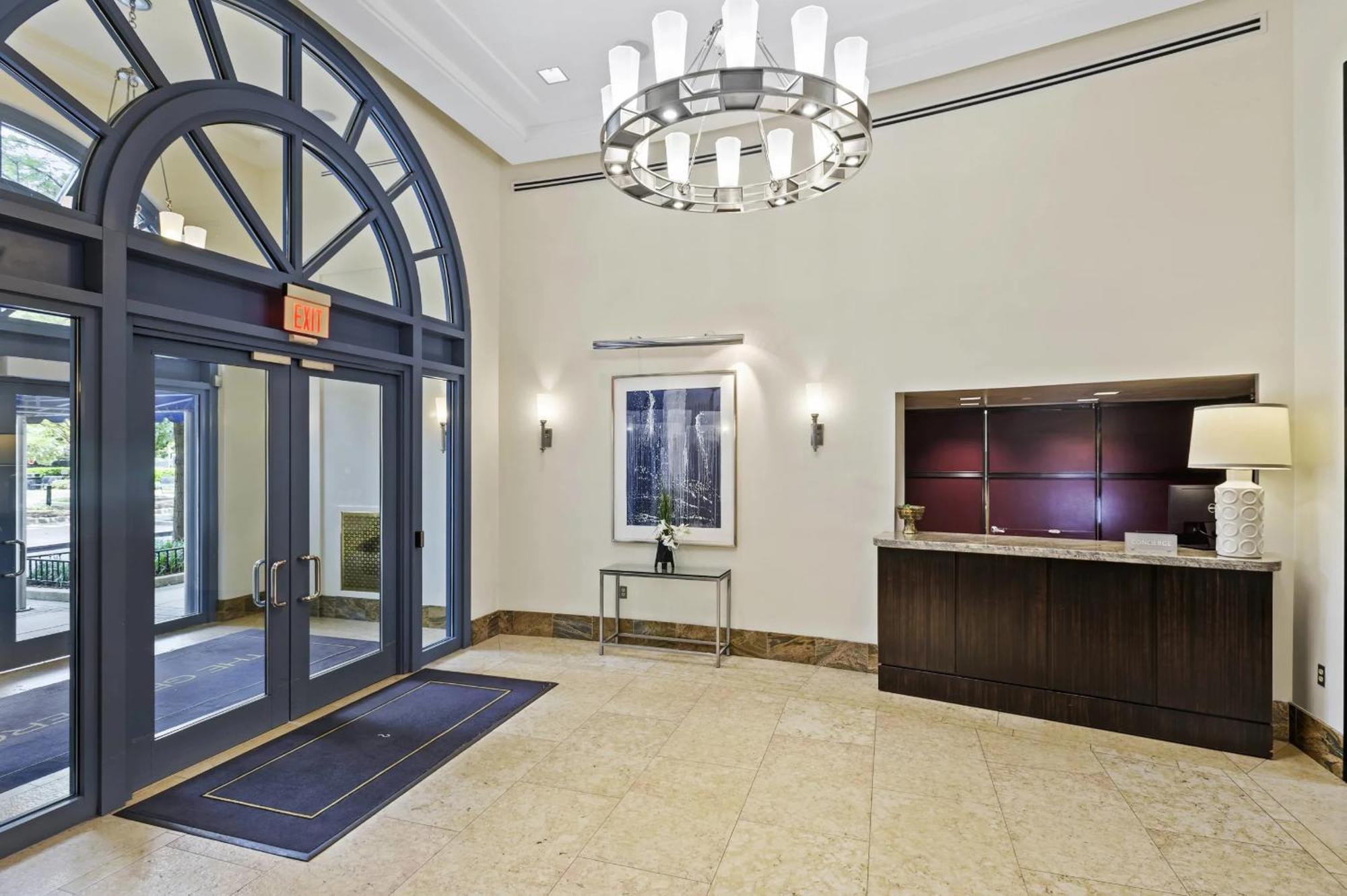 Bright And Cozy Apartment Near Pentagon City อาร์ลิงตัน ภายนอก รูปภาพ